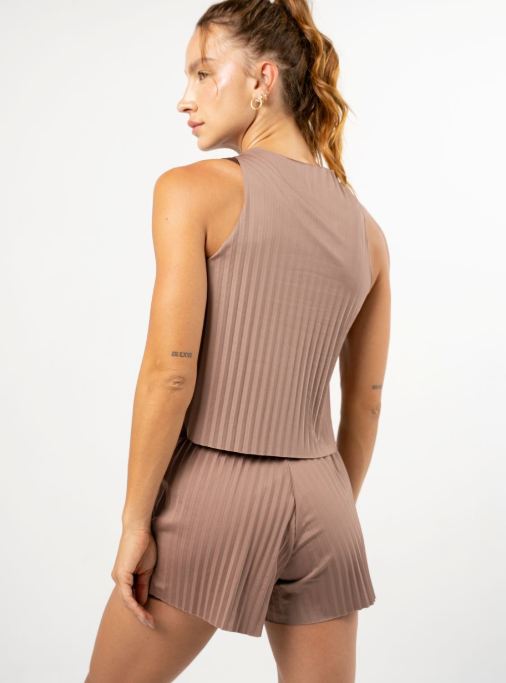 Conjunto Running Pleat Chocolate