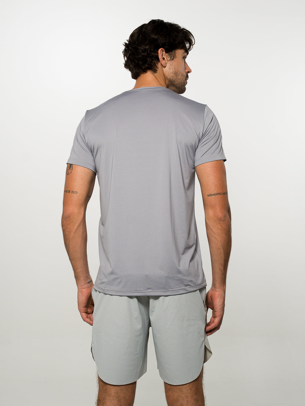 Camiseta Básica Gris Claro de Tela Fría