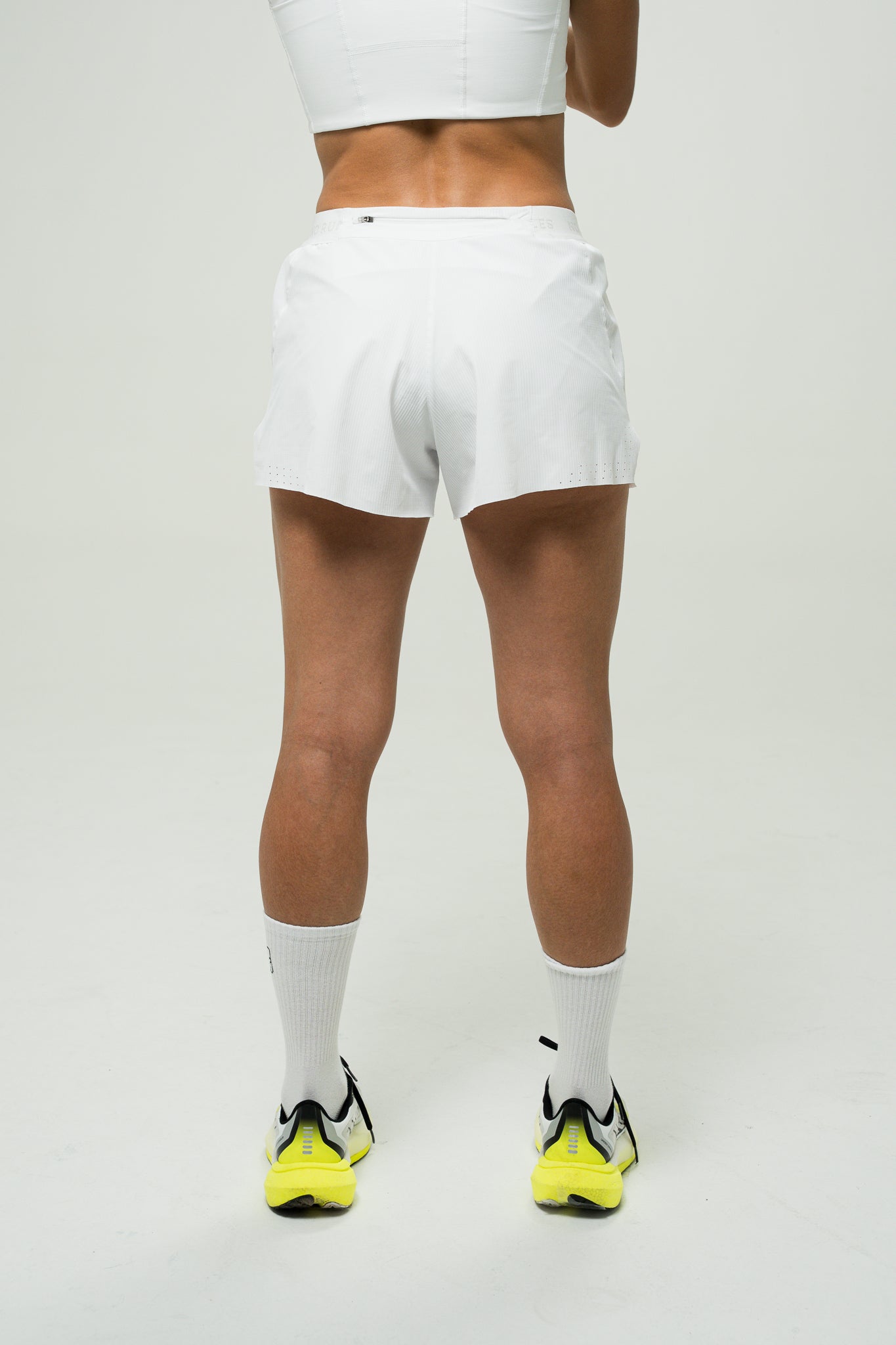 Essential Running Short Blanco