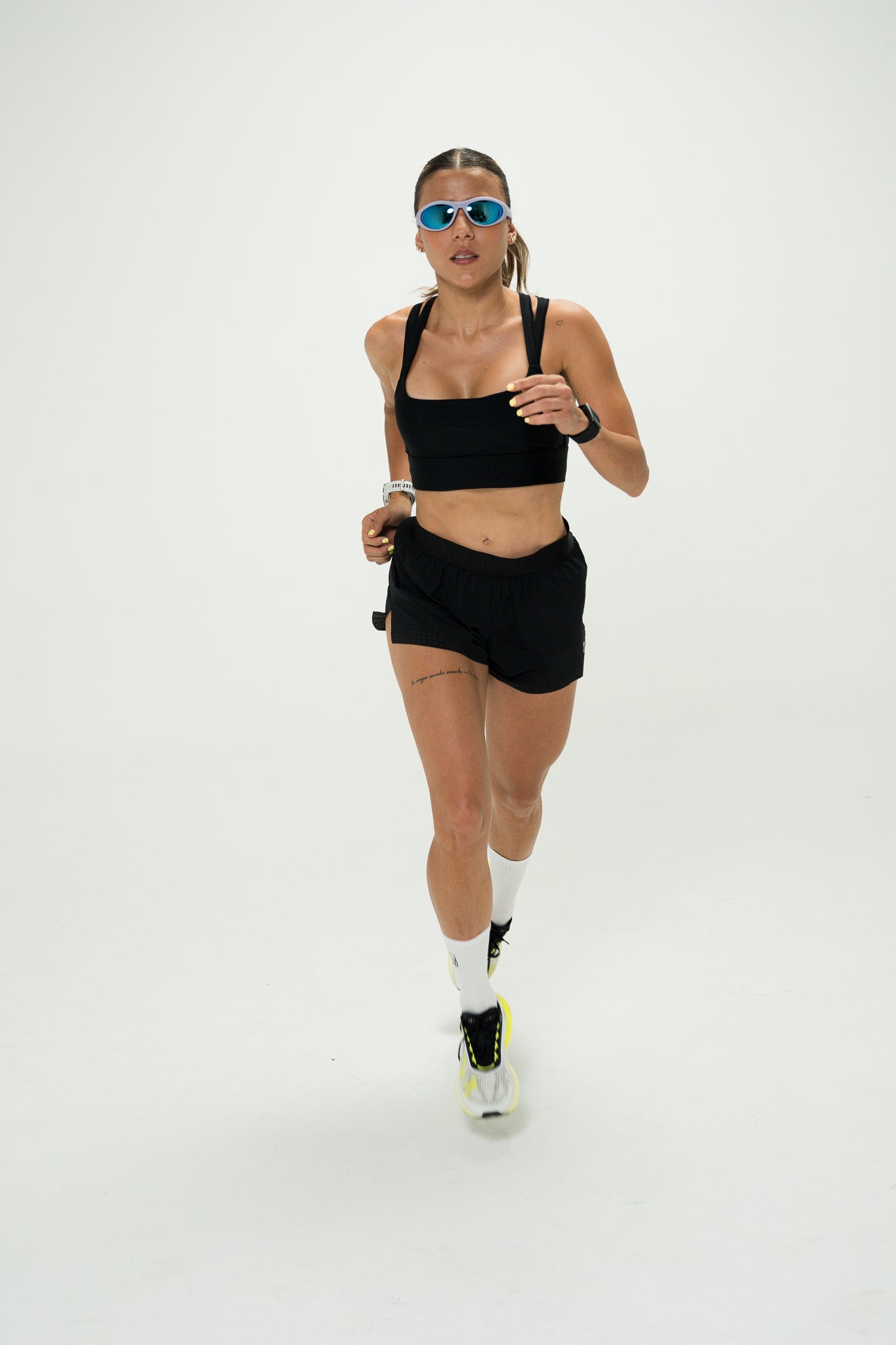 Essential Running Short Negro