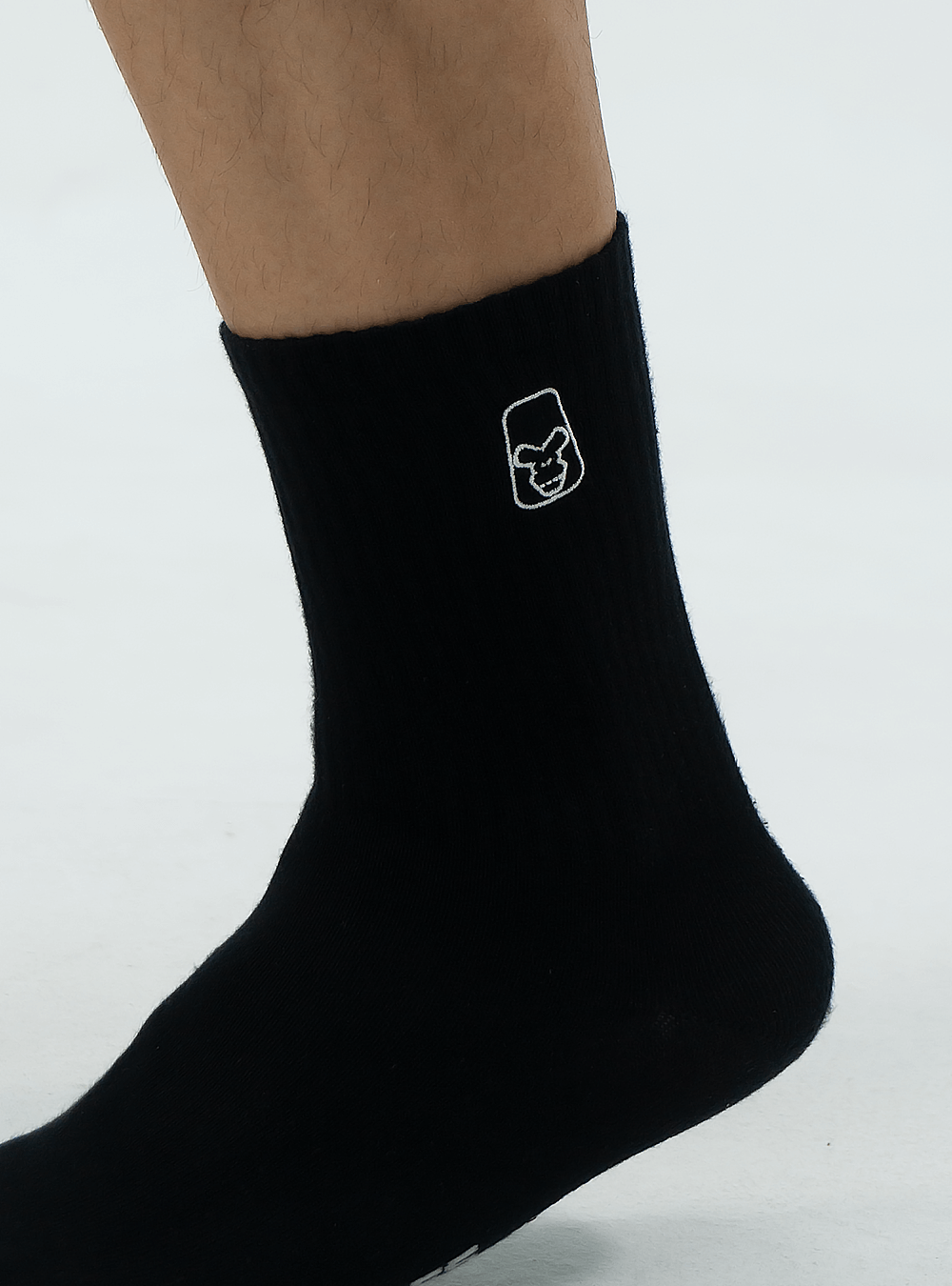 BLACK ATHLETIC SOCKS