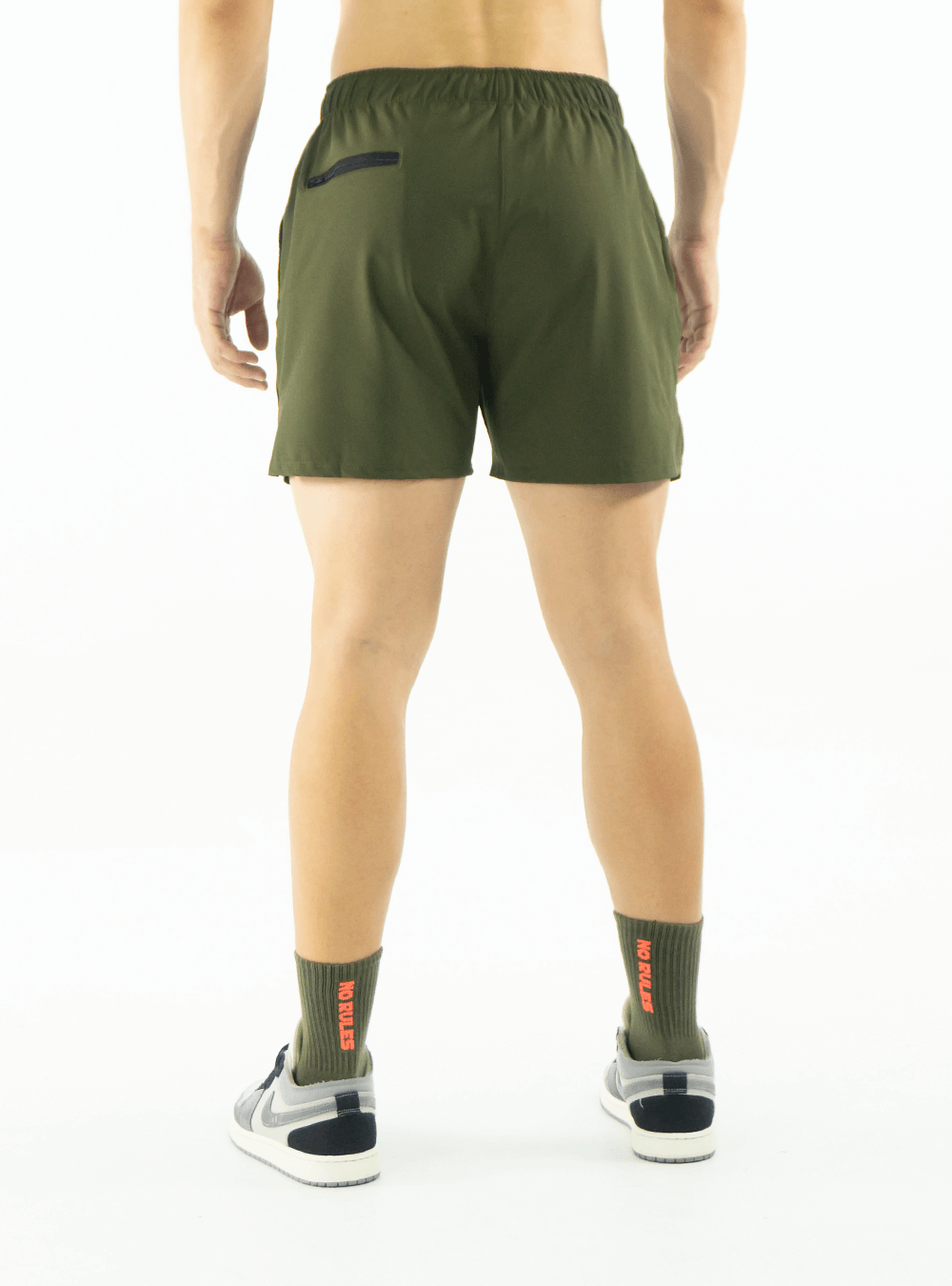 Short ajustado verde militar unisex