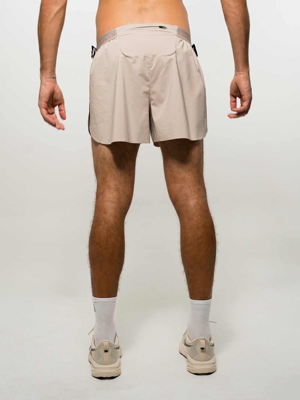 Pantaloneta activa beige