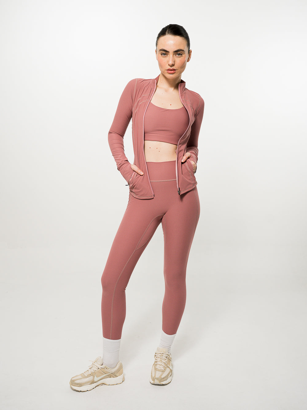 Chaqueta Performance Fit - Baya