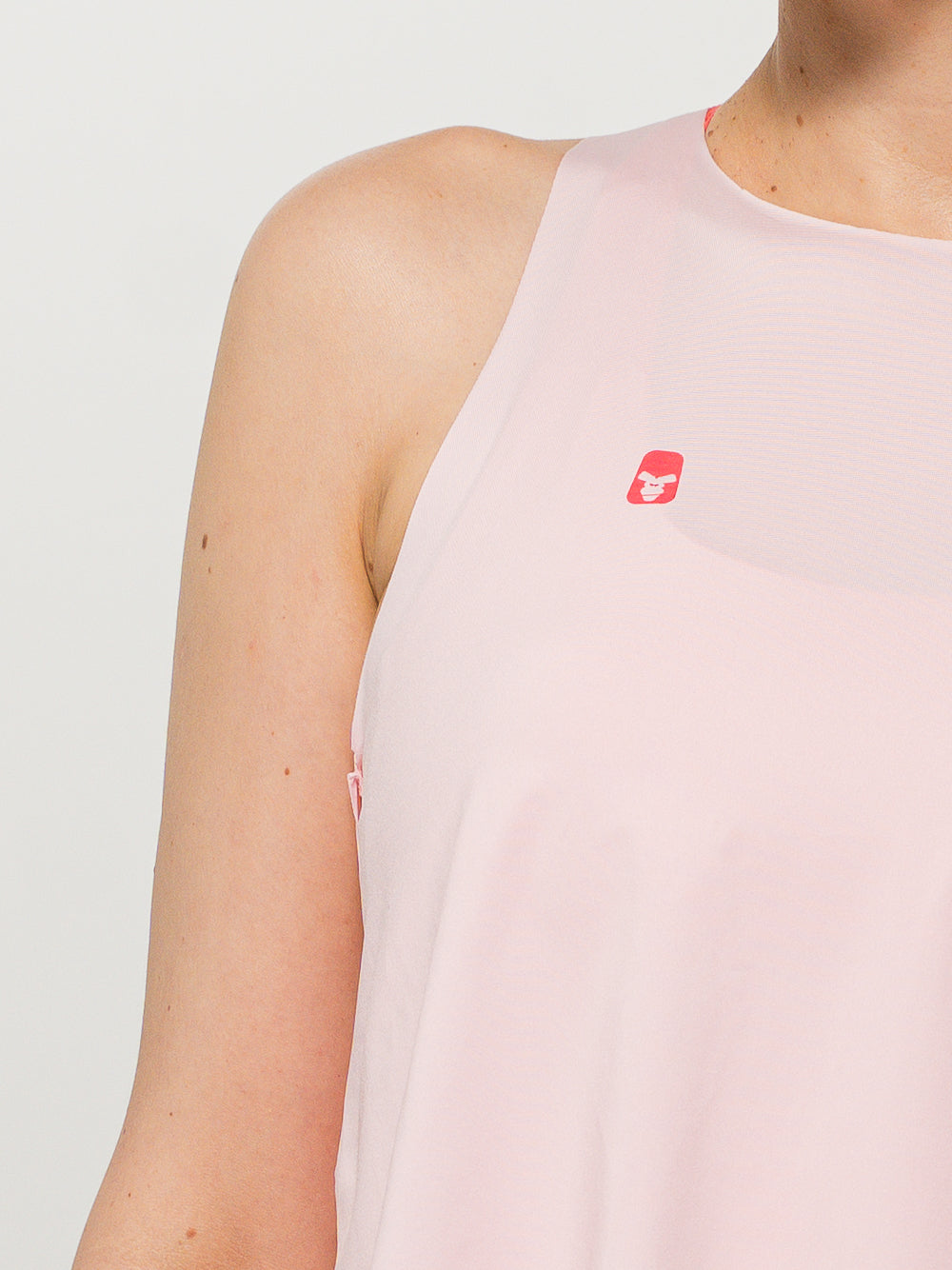 Top de tirantes plisado color coral