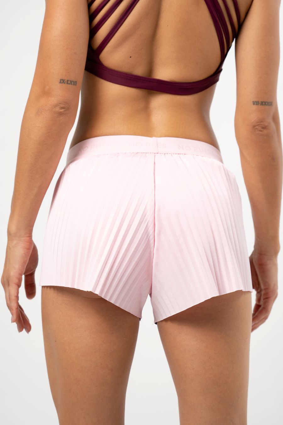 Conjunto Running Performance Berenjena