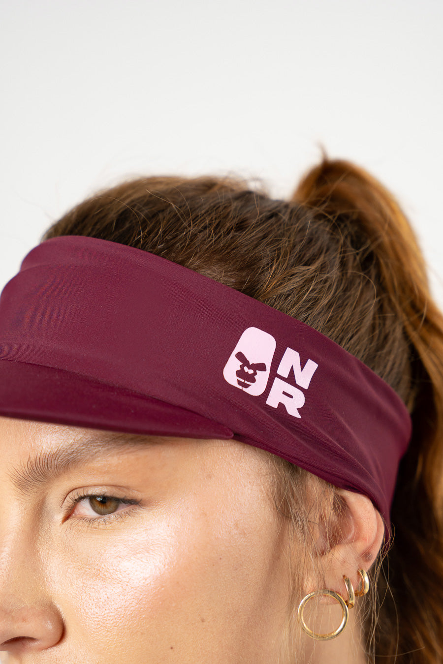 Gorra Pro Fit color berenjena