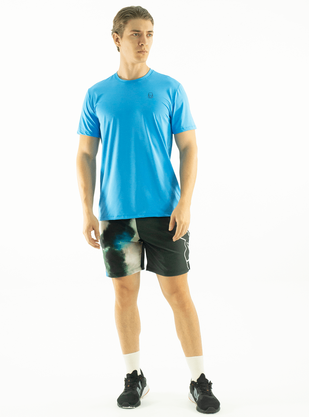 CAMISETA BÁSICA DE TELA FRÍA AZUL CIELO